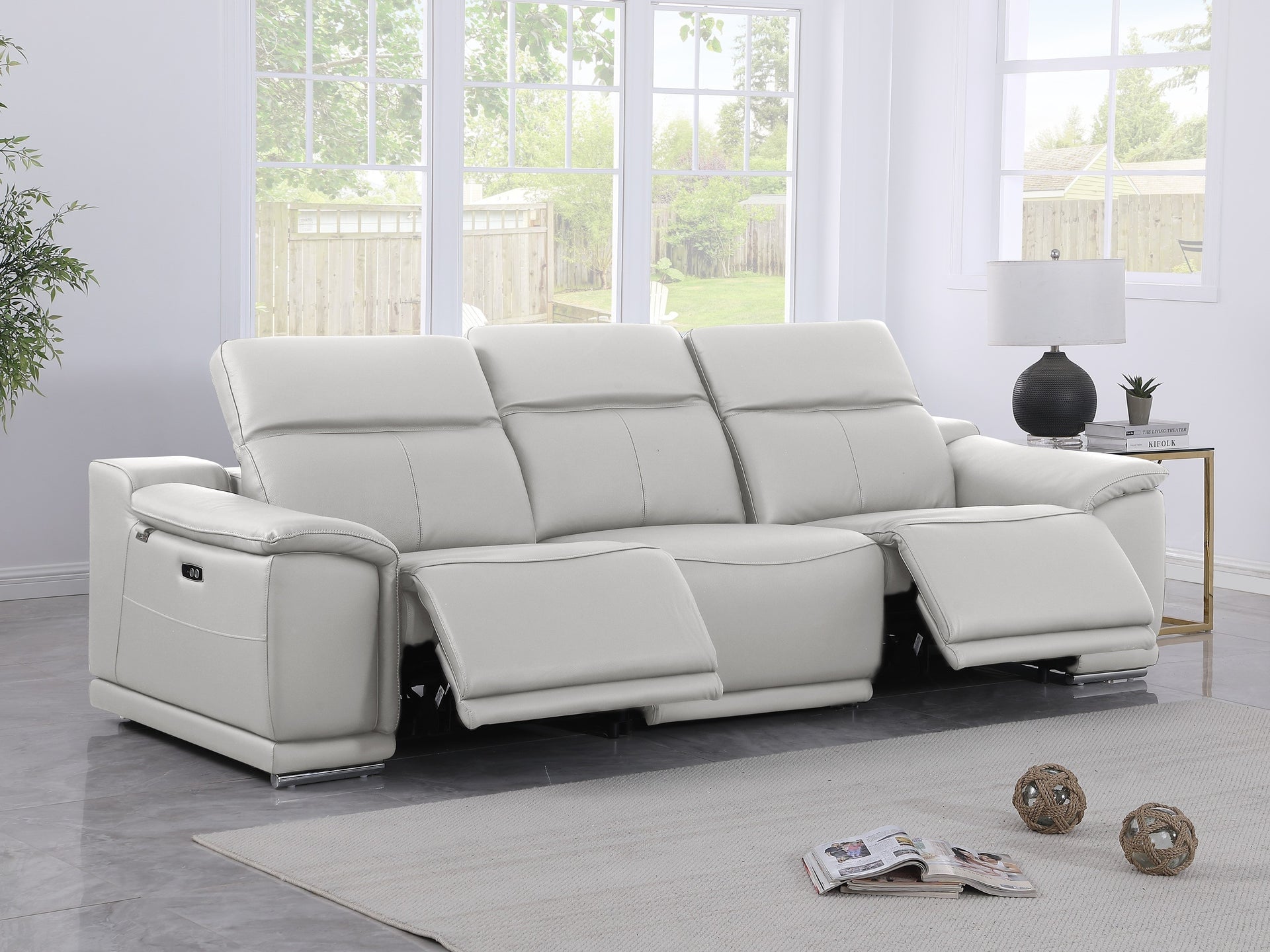 9762 DivanItalia Modular Power Reclining Sofa Top Grain Italian Leather Sets - What A Room