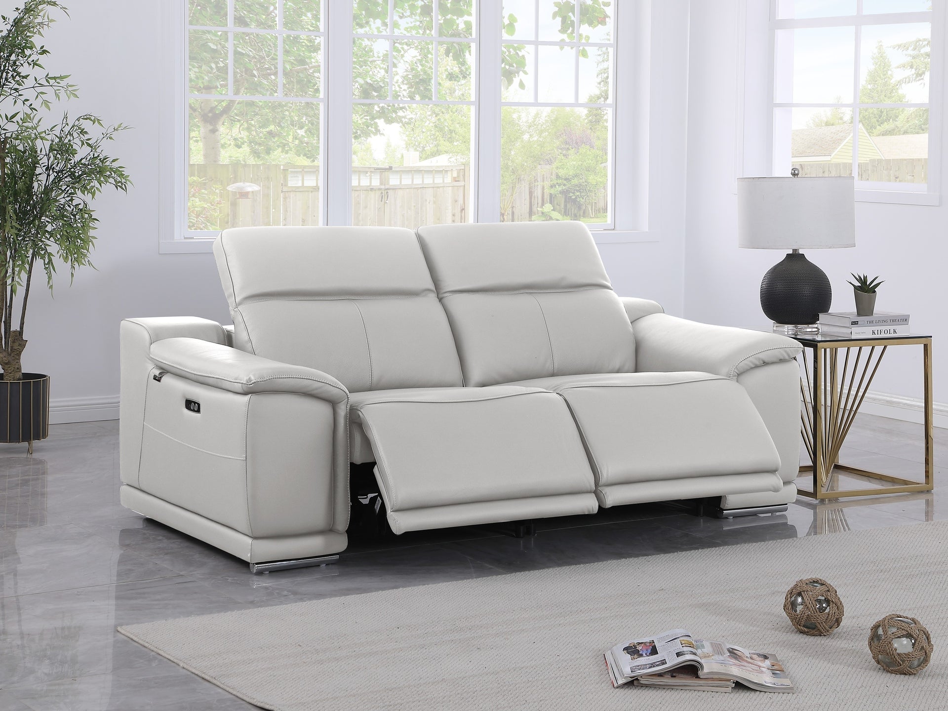 9762 DivanItalia Modular Power Reclining Sofa Top Grain Italian Leather Sets - What A Room