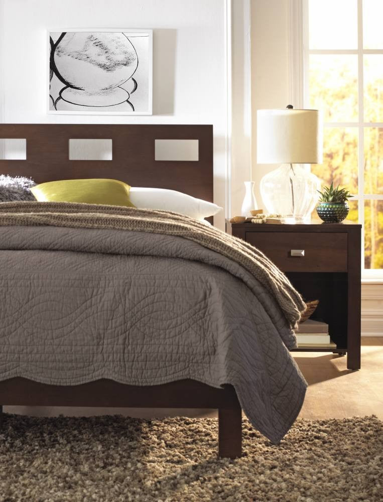 Nevis Riva Platform Bed in Espresso - What A Room