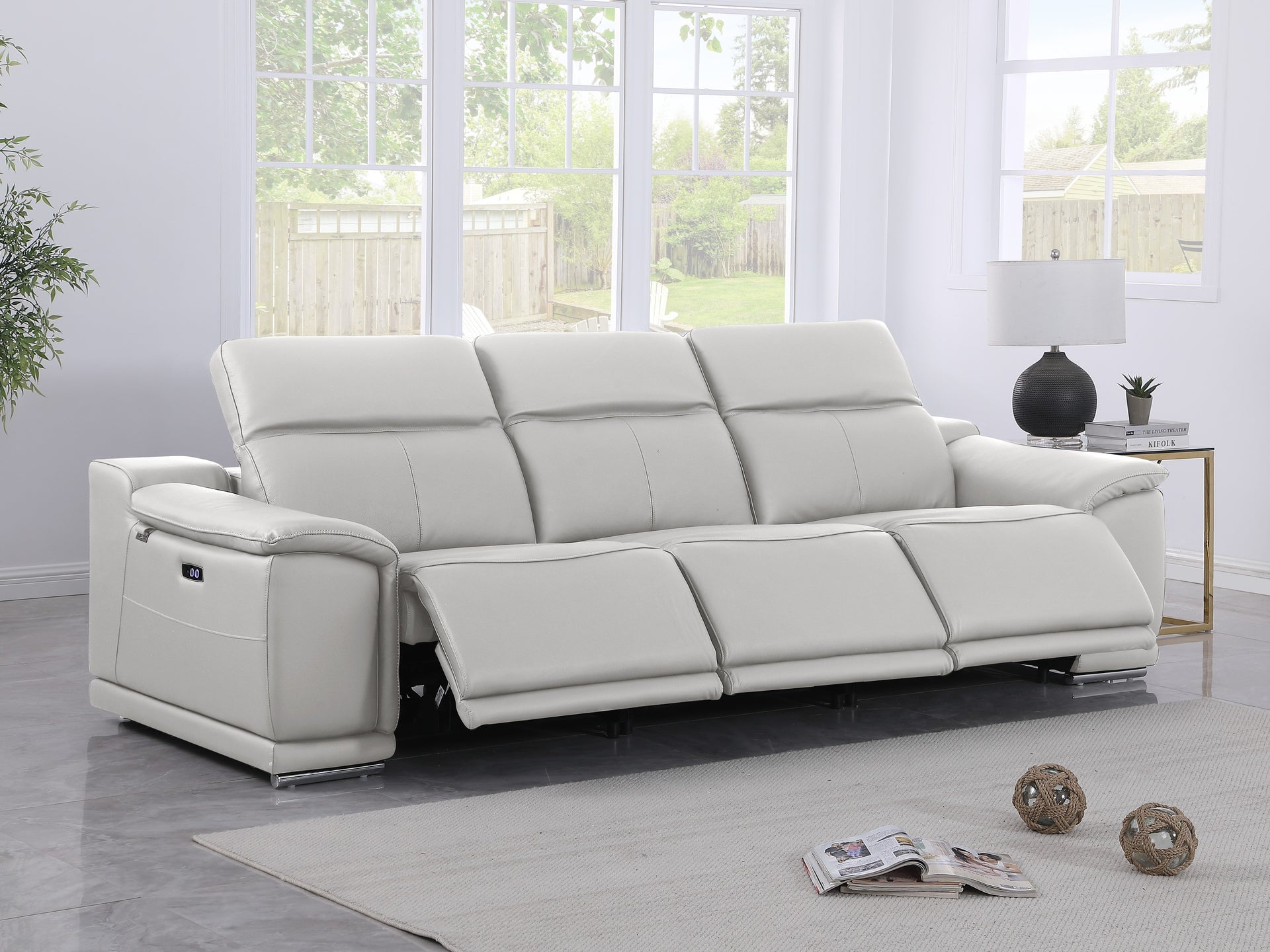 9762 DivanItalia Modular Power Reclining Sofa Top Grain Italian Leather Sets - What A Room