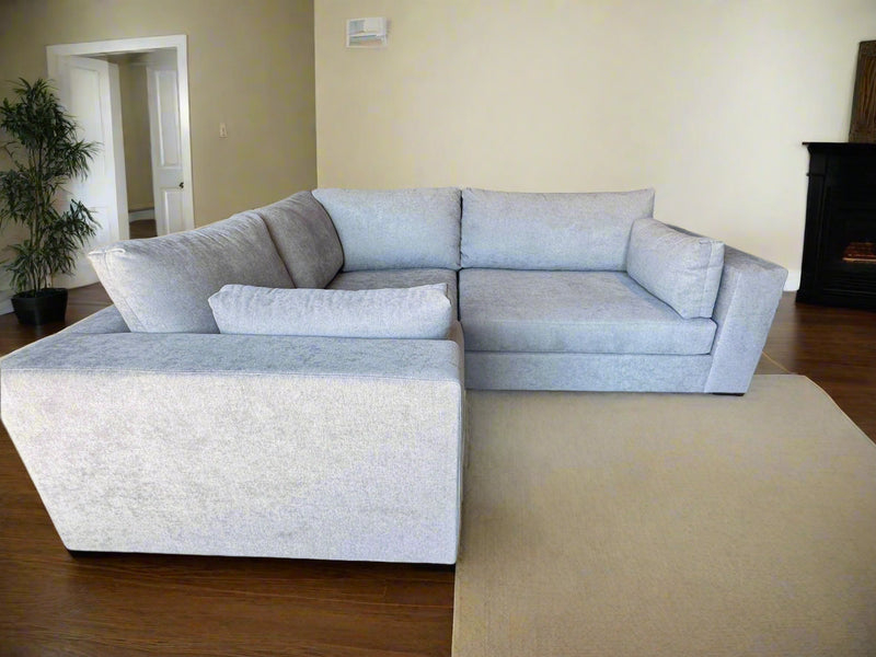 Clearance - Daphne L Sectional - 92''x 76''