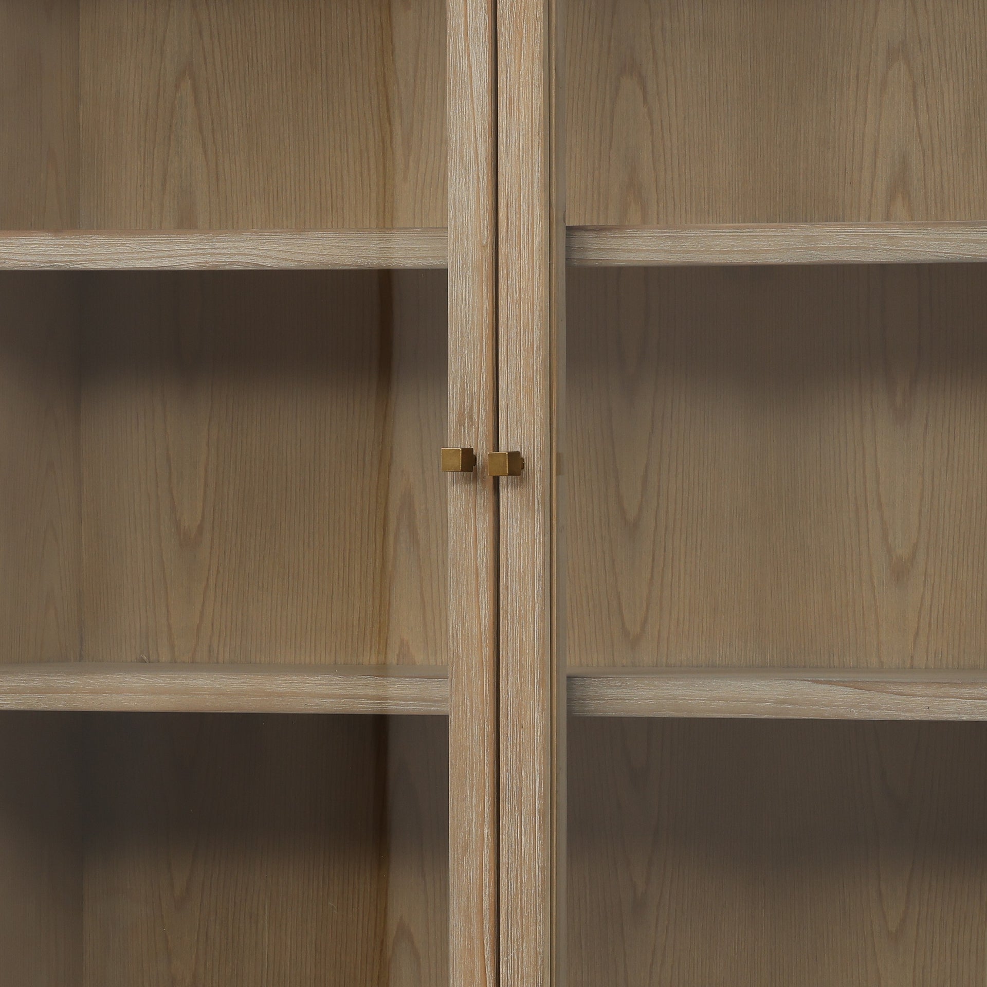 Gael Cabinet - What A Room