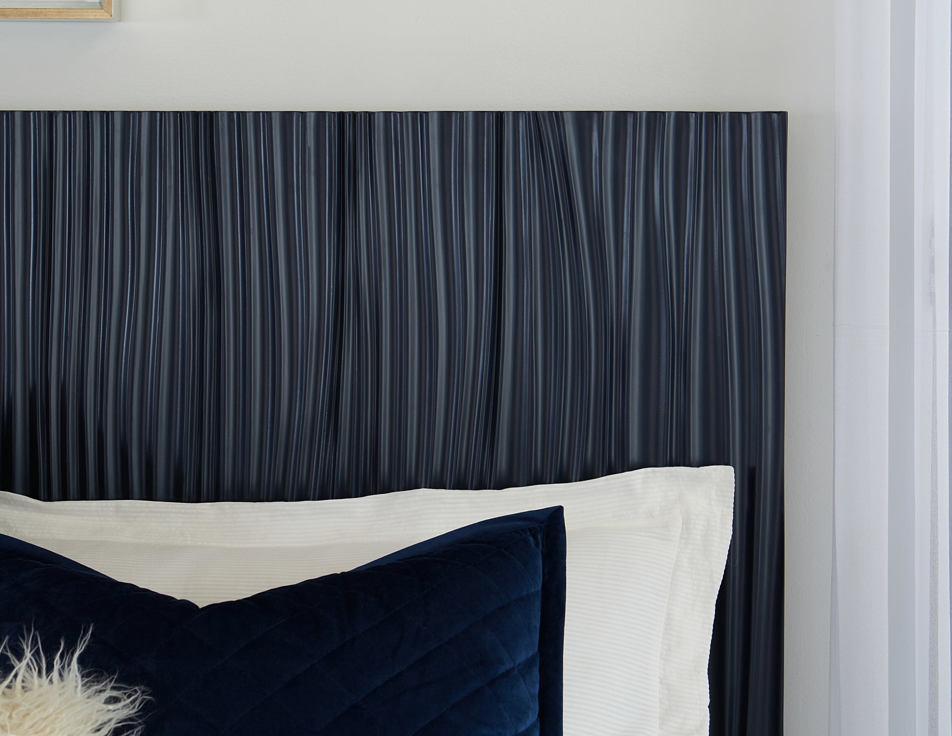 Argento Wave-Patterned Bed in Navy Blue and Burnished Brass - What A Room